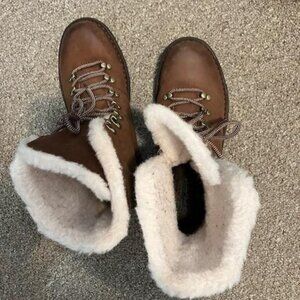 BORN Shearling Lined Women's Boots  (Size 10 M) Excellent Condition